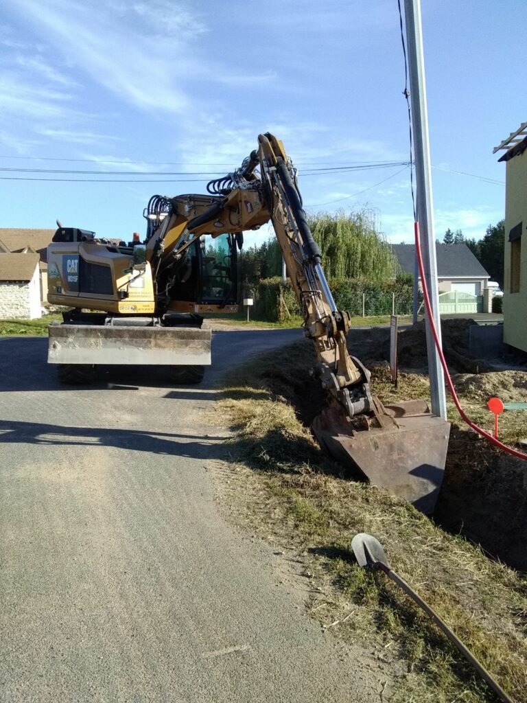 Sarl Briand Joel Terrassement Tierce Photos Curage De Fosses Pour Travaux Public 1